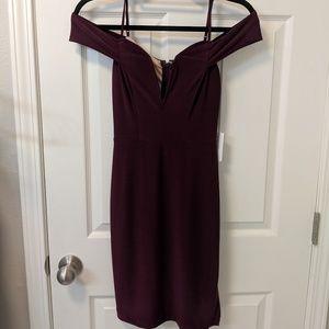 Maroon off shoulder body con dress